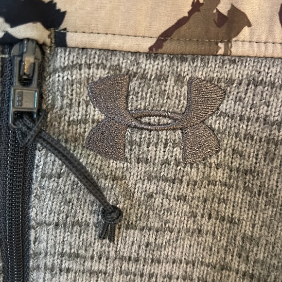 NWT Under Armour lightweight jacket - size Small - Picture 4 of 12